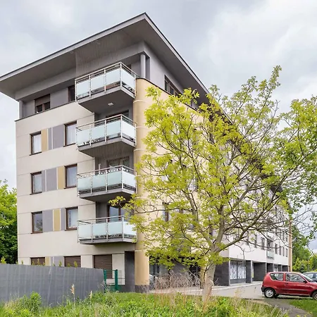 Bright Podgorze Cracow By Renters *
