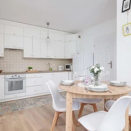 Bright Podgorze Cracow By Renters * Cracovia